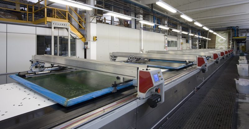 EFI Reggiani PRIMA analog flatbed textile printer.